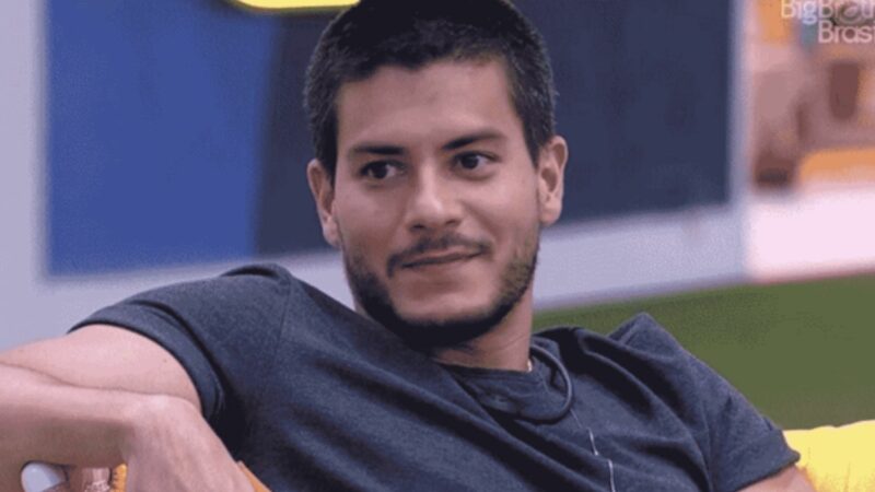 arthur-aguiar-e1650652787349 arthur-aguiar-premio-bbb