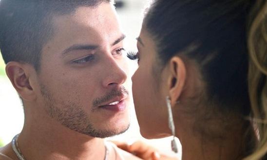 arthur-e-maira