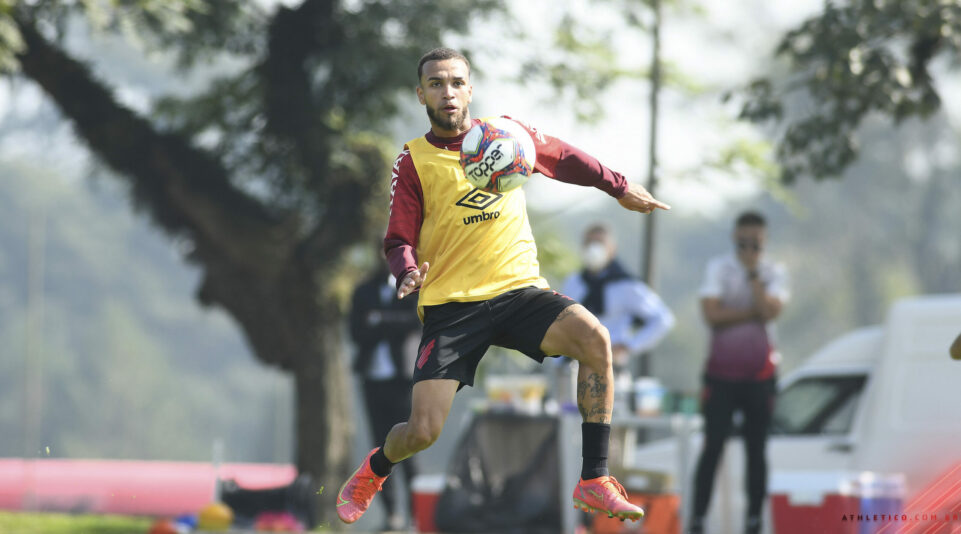 Gustavo Oliveira/athletico.com.br