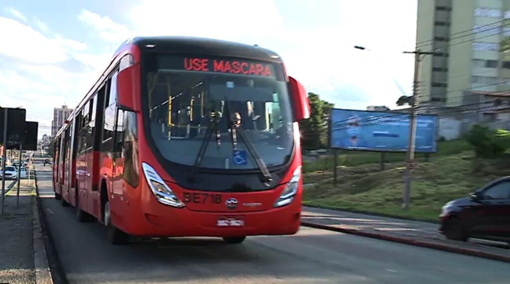 onibus curitiba