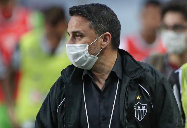 atletico-chuta-var