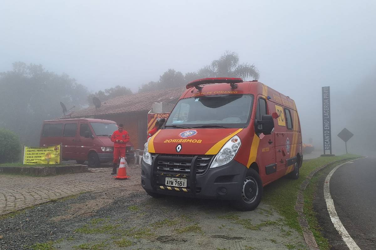 Busca por avião é suspensa por conta da neblina na Serra do Mar