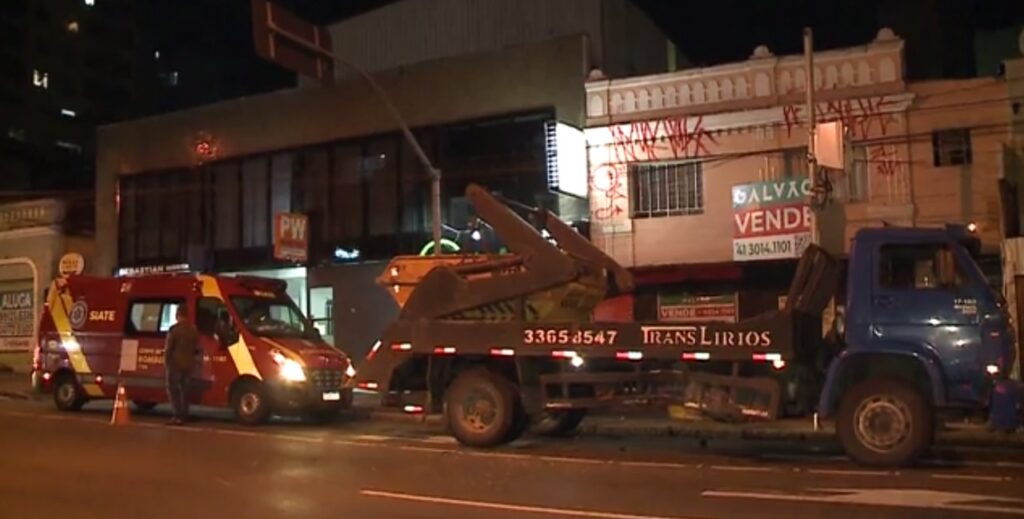 bate-cacamba-caminhao