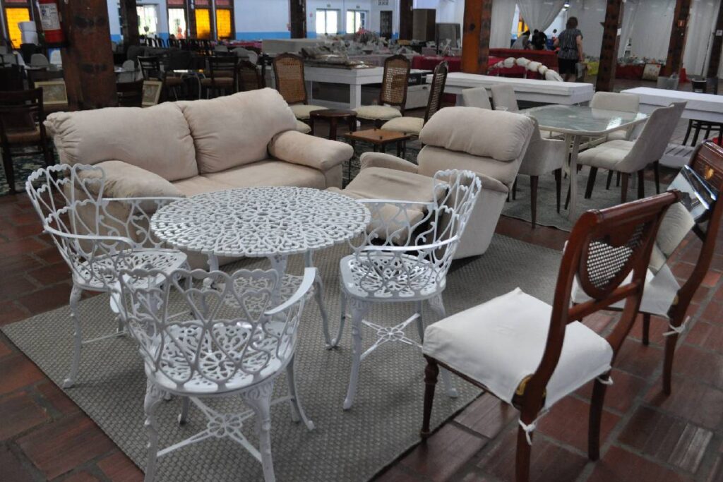 bazar-pequeno-cotolengo bazar-pequeno-cotolengo