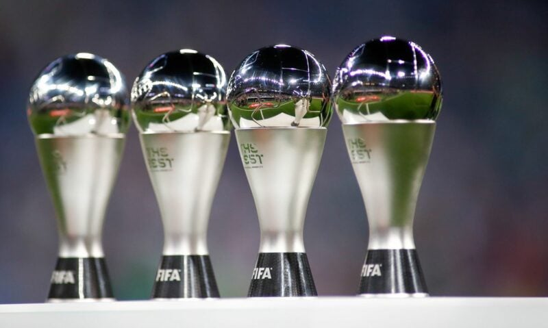 best_fifa_awards_trofeus-e1636484417507