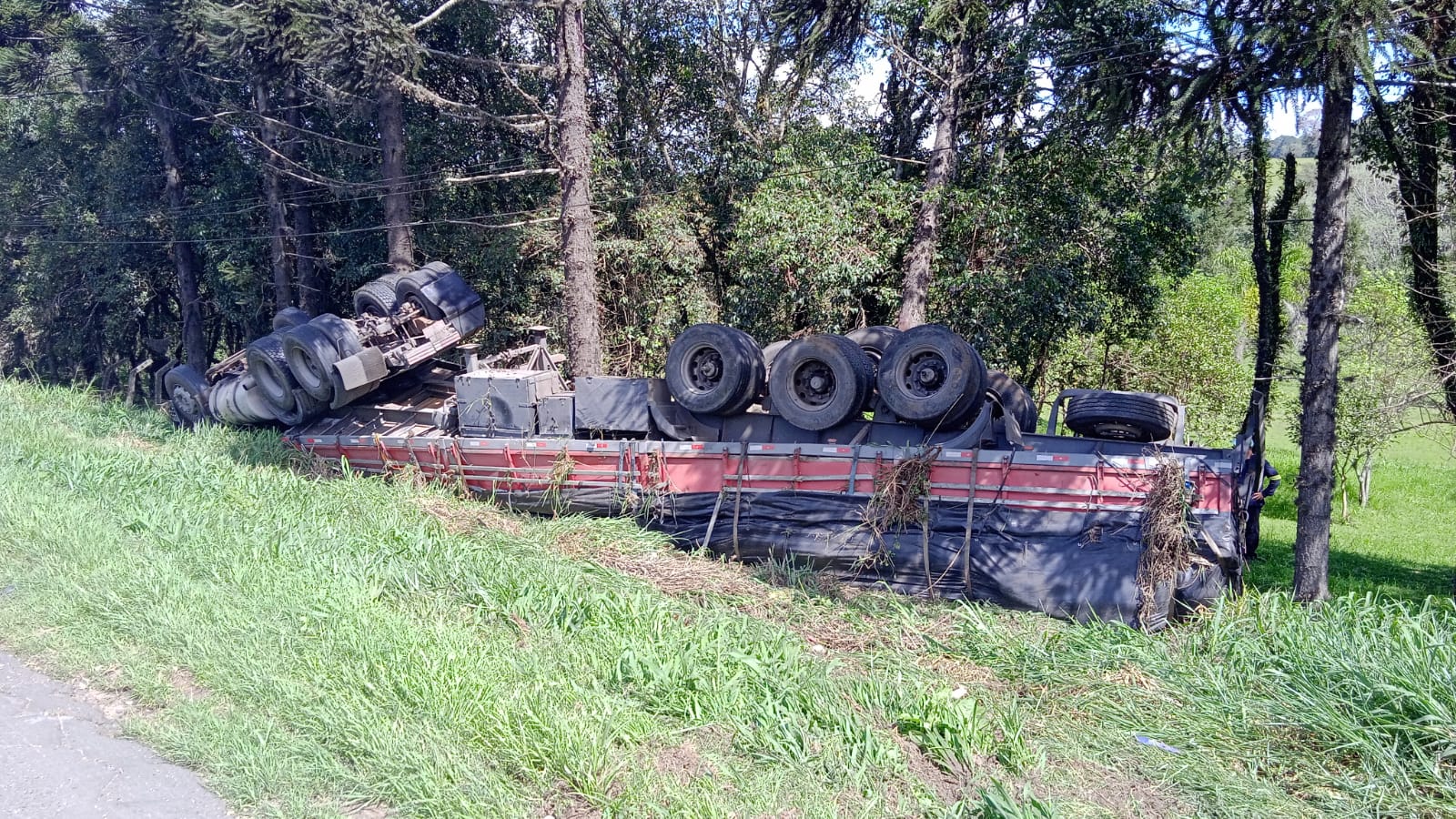 br-376-acidente-ponta-grossa