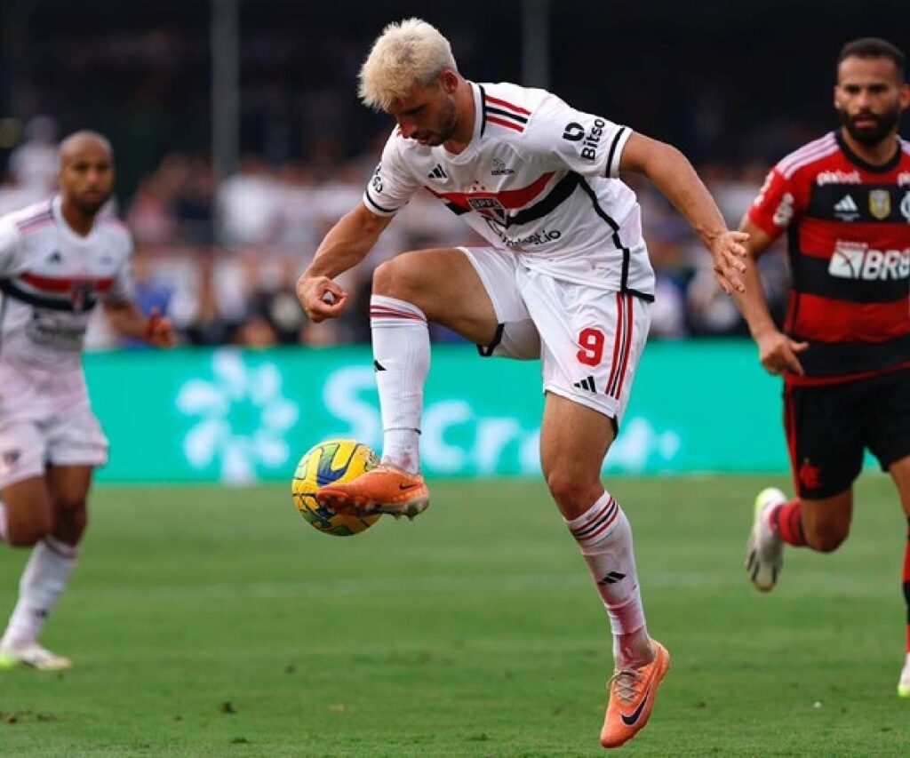 calleri-lesionado-cirurgia calleri-lesionado-cirurgia