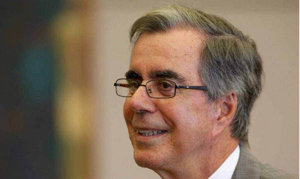 carlos_geraldo_langoni