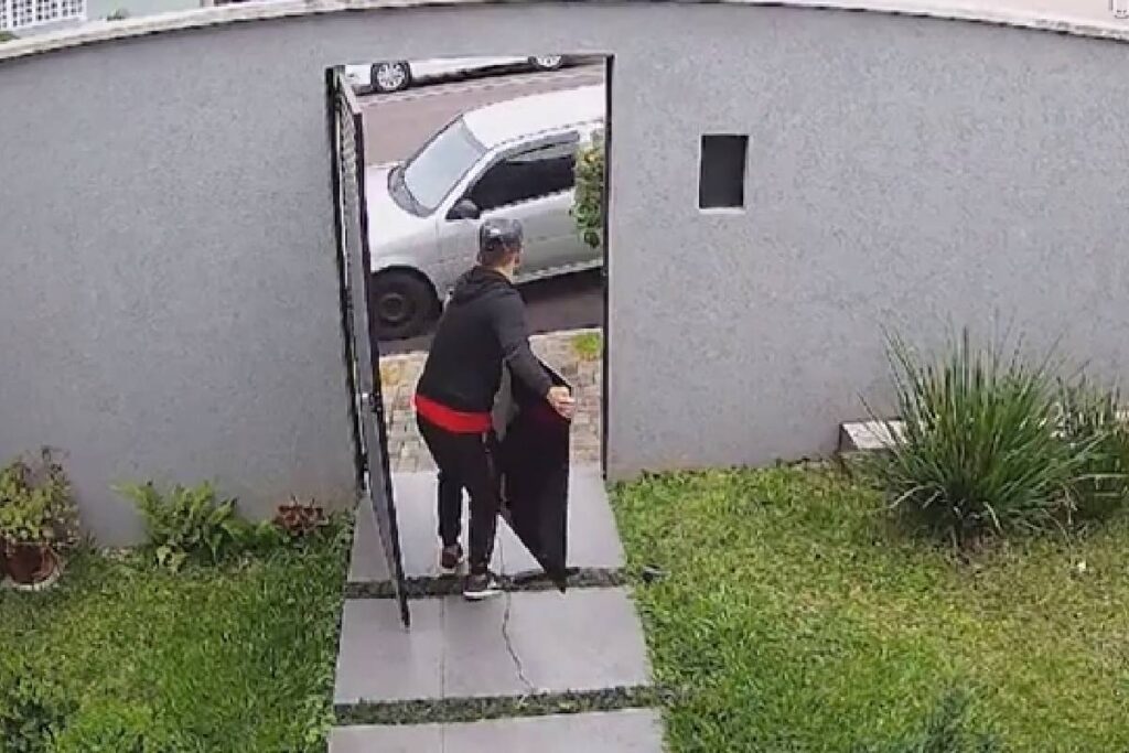 casa-invadida-santo-inacio