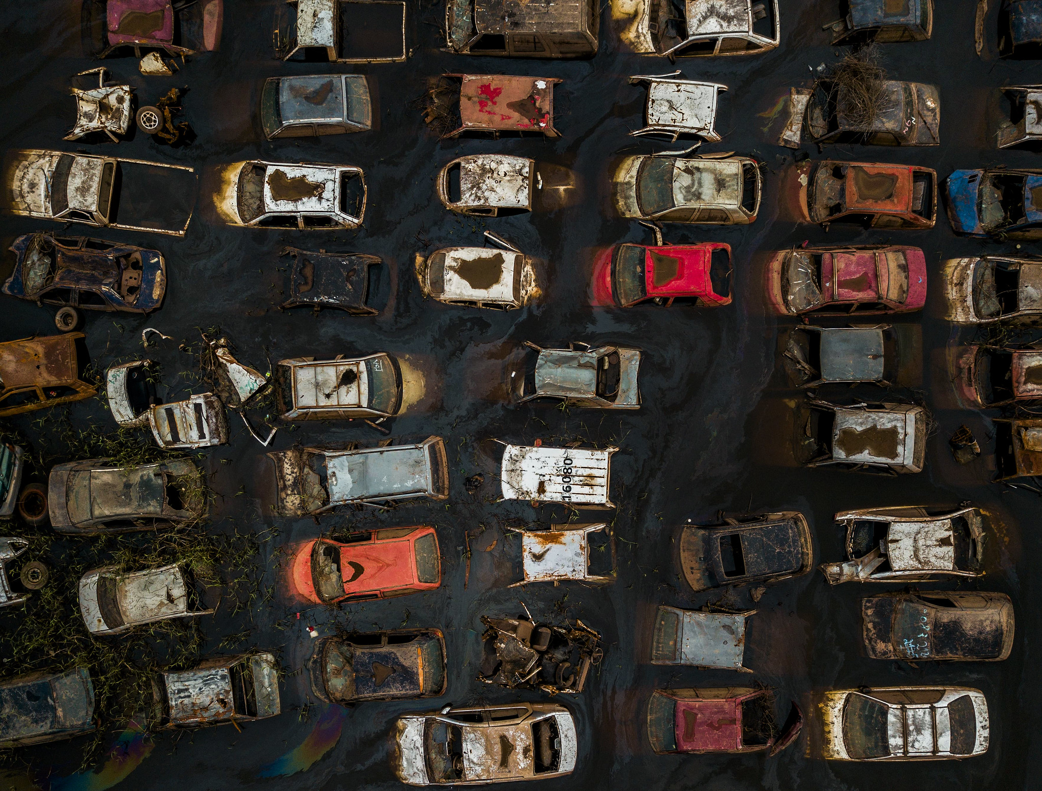 cemiterio-carros-imagens