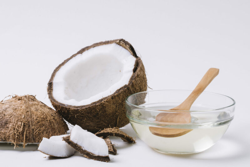 close-up-shot-transparent-coconut-oil-scaled-e1644602751651 close-up-shot-transparent-coconut-oil-scaled-e1644602751651