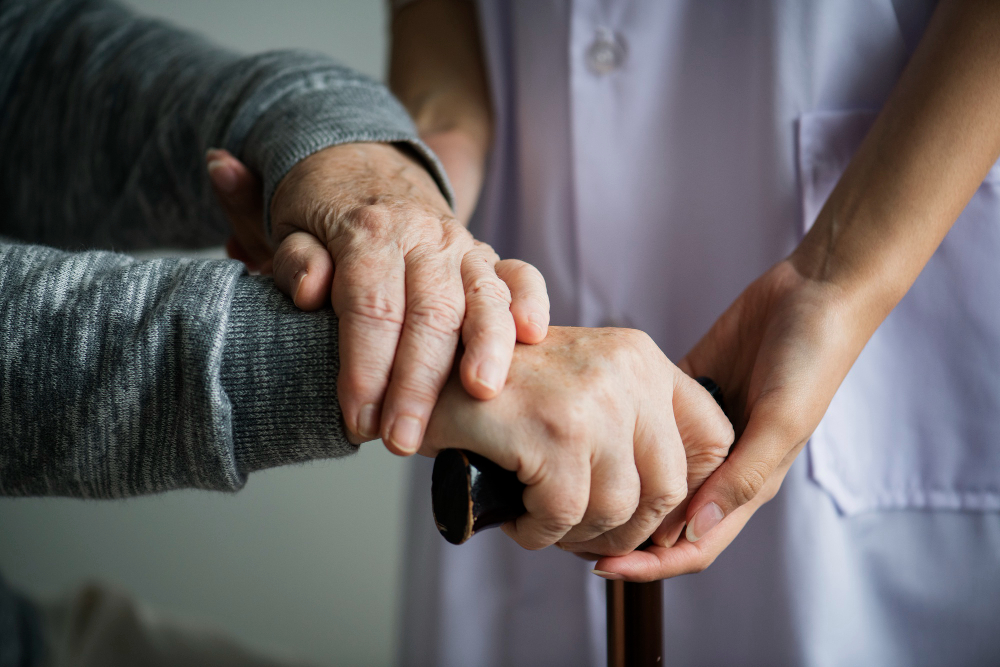 closeup-of-a-support-hands-1