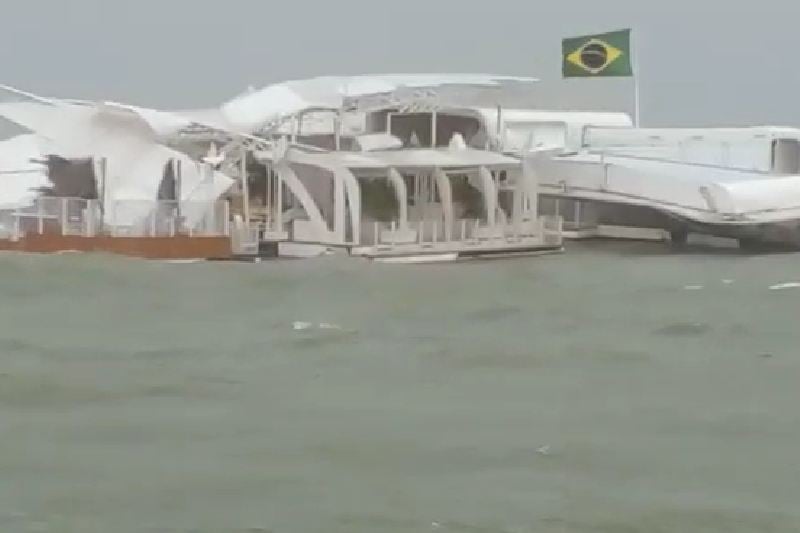 clube-flutuante-camboriu