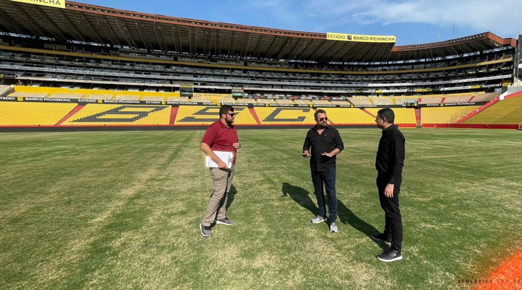 comissao-athletico-equador-scaled
