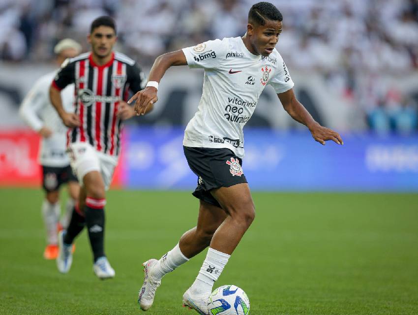 corinthians-punicao-cantos-homofobicos