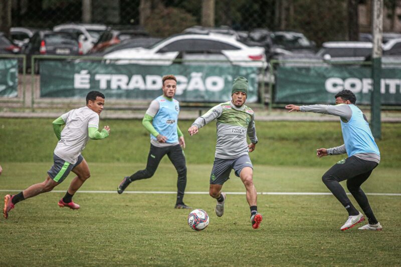 coritiba-treino-aberto-torcdia-e1637327493229 coritiba-treino-aberto-torcdia-e1637327493229
