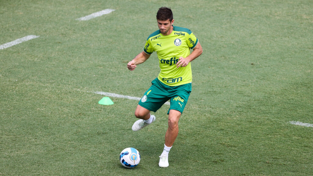 coritiba-zagueiro-palmeiras coritiba-zagueiro-palmeiras