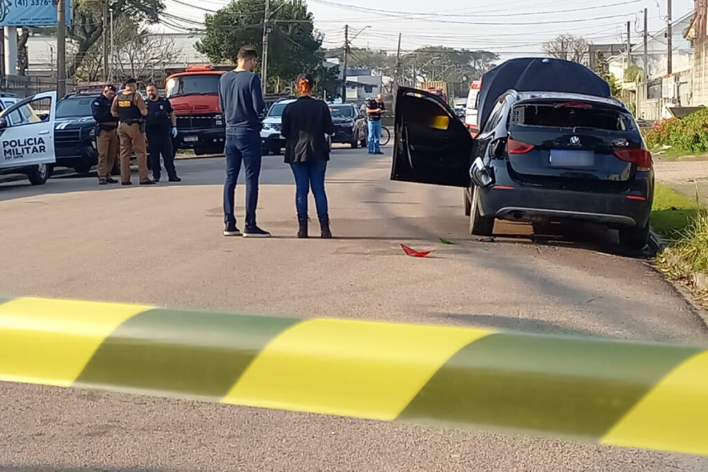 corpo-encontrado-curitiba-bmw suspeitos-executar-homem-incendiar-bmw-presos