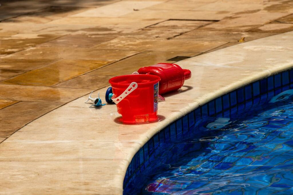 crianca-afogada-na-piscina crianca-afogada-na-piscina