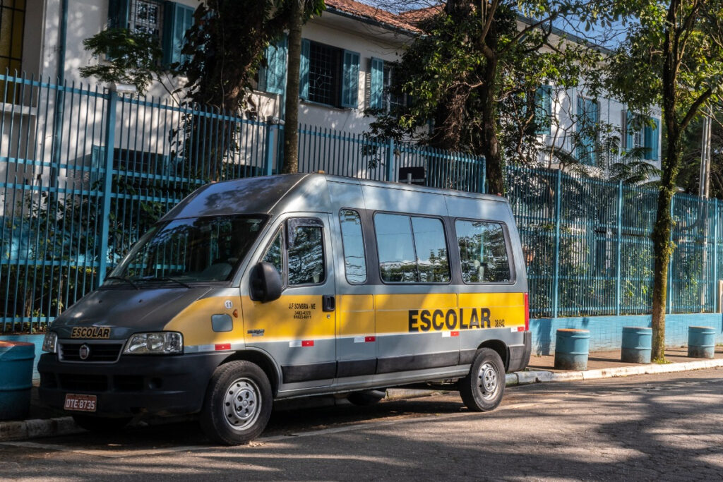 crianca-morre-atropelada-van crianca-morre-atropelada-van