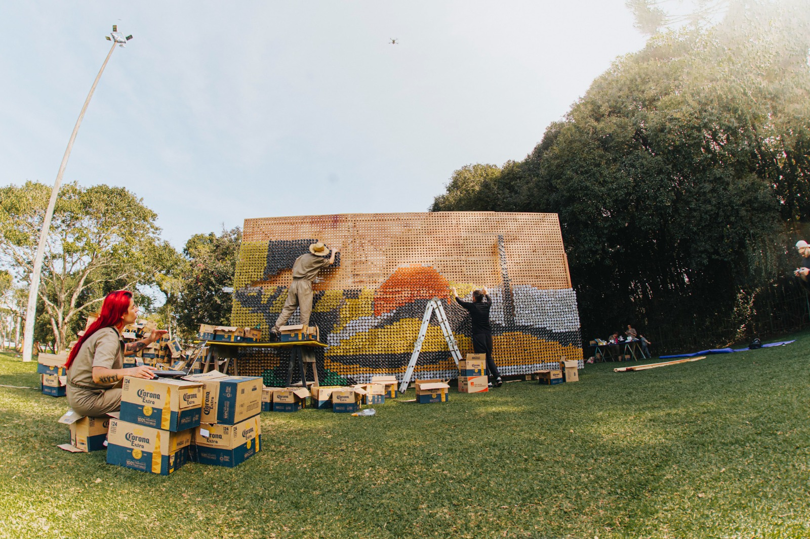 curitiba-obra-de-arte-garrafas-cerveja