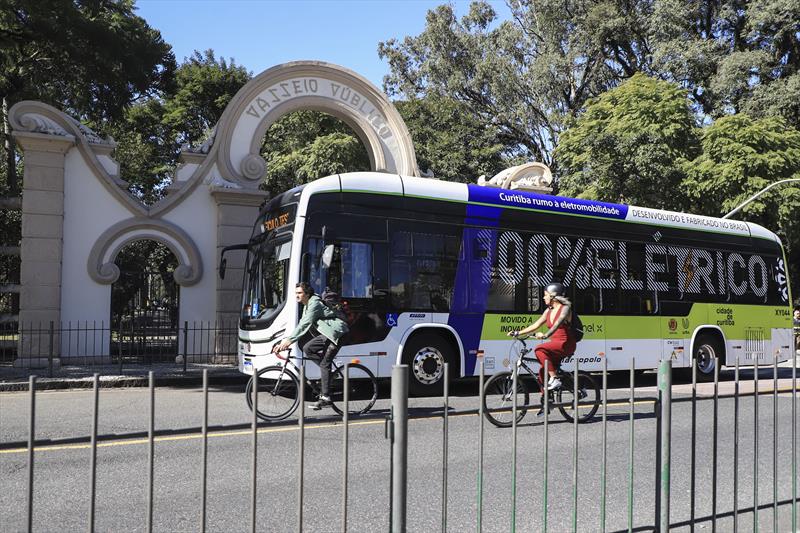 curitiba-onibus-eletrico