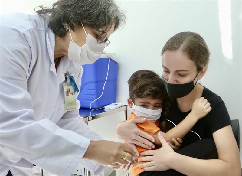 curitiba-vacina-covid-pandemia