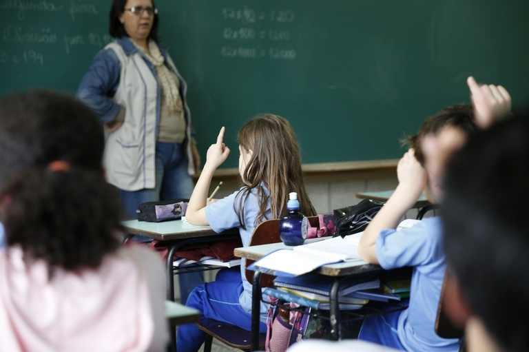 curitiba-vagas-professor-educacao-infantil