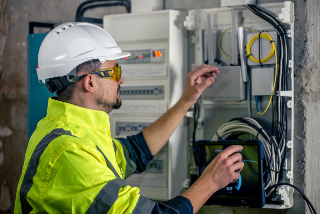 curso-tecnico-em-eletromecanica curso-tecnico-em-eletromecanica
