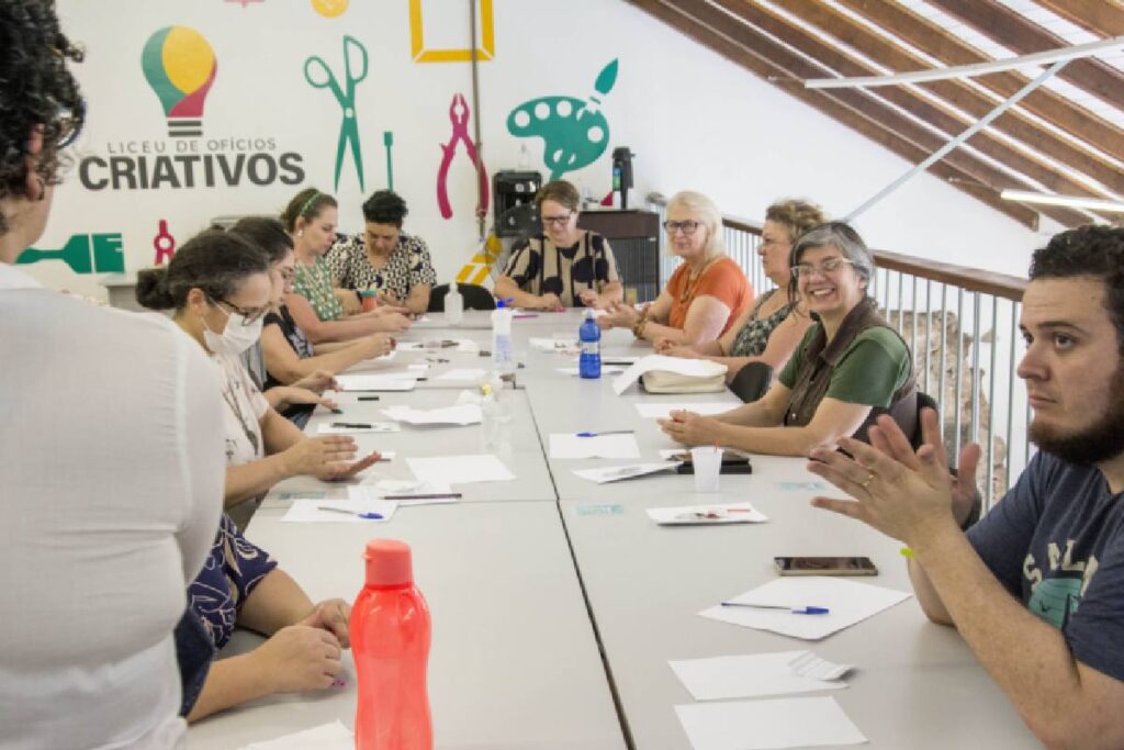 cursos-gratuitos-curitiba-abril