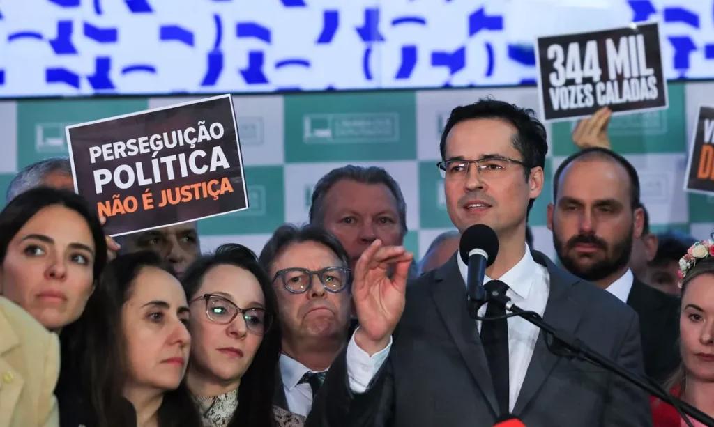 deltan-dallagnol-cassado deltan-dallagnol-cassado