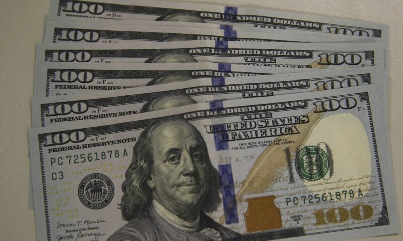 Dólar Dólar