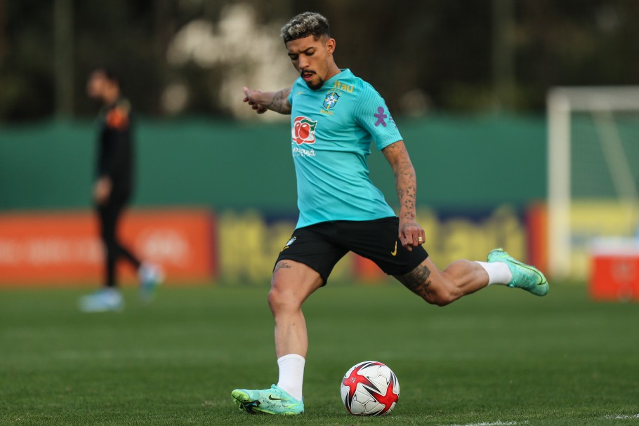douglas-augustoo