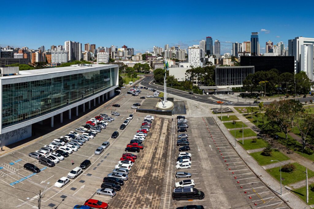 Palácio Iguaçu, ALEP e TJPR Palácio Iguaçu, ALEP e TJPR