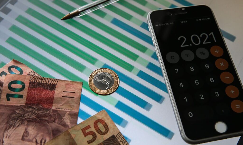 Economia, Moeda Real,Dinheiro, Calculadora Economia, Moeda Real,Dinheiro, Calculadora