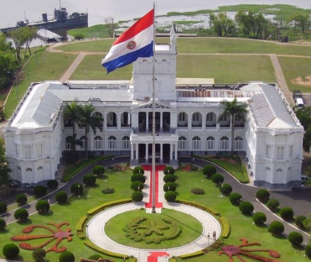 el-palacio-de-gobierno-de-paraguay_533a86e0edd734a280d4babc9b8fd9a2