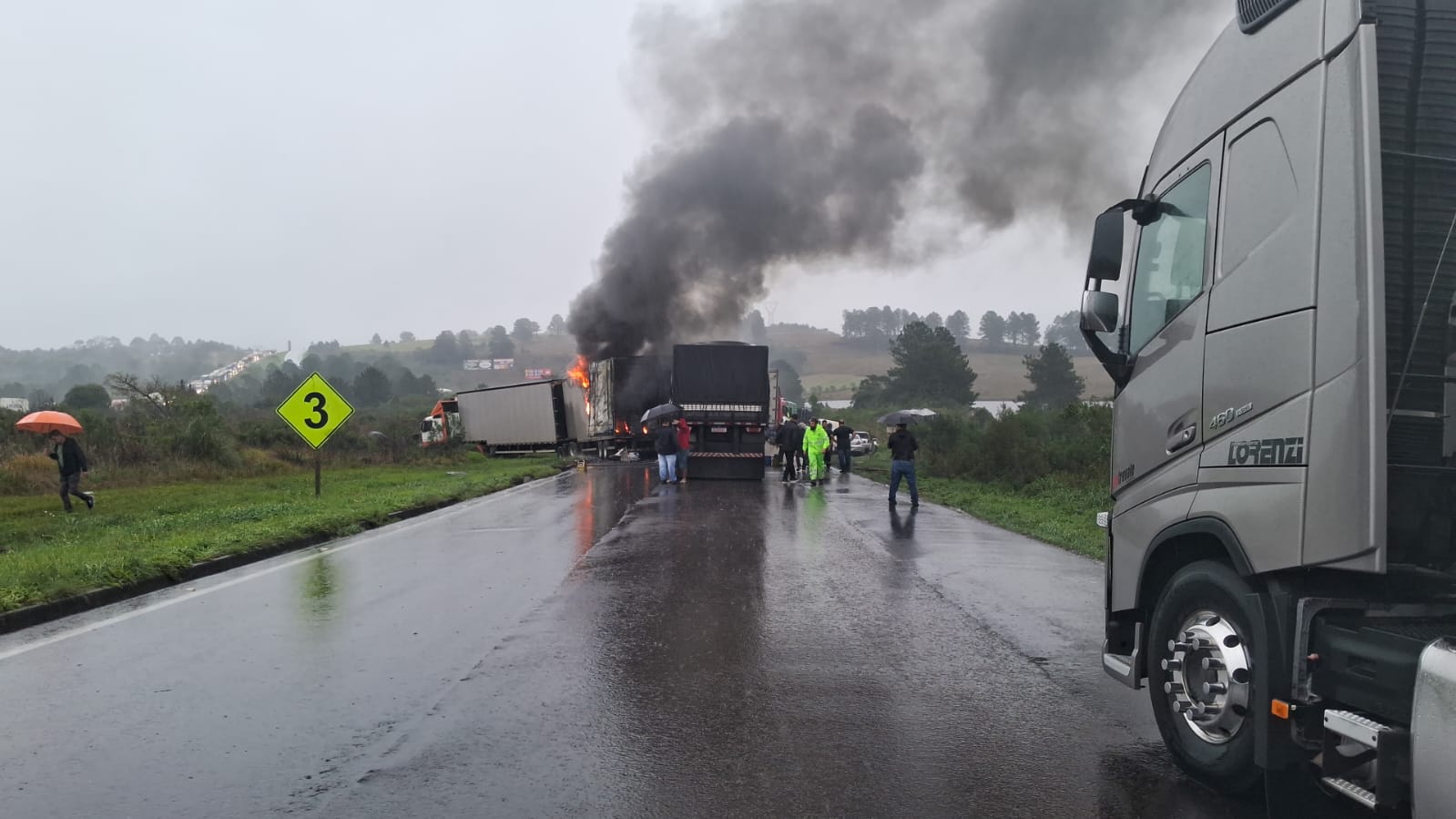 engavetamento-br-277-transito