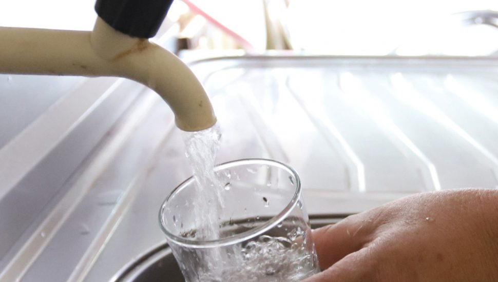 falta-agua-saneapr falta-agua-saneapr