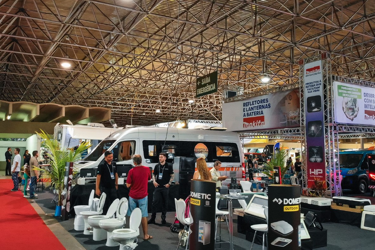 Feira de motorhomes reúne amantes do turismo na Grande Curitiba