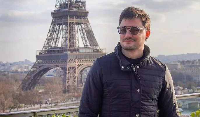 felipe-neto-em-paris felipe-neto-em-paris