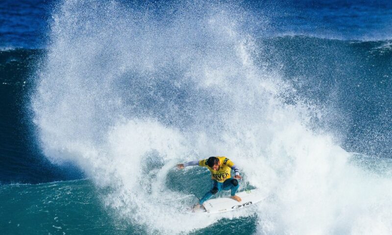filipinho_surfe-e1654367228731