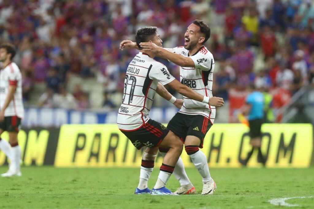 fortaleza-flamengo-brasileirao-05-11 fortaleza-flamengo-brasileirao-05-11