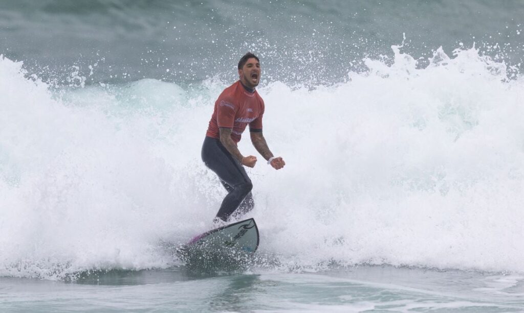 gabriel_medina_22saquaremacs_img_1239_daniel_smorigo1