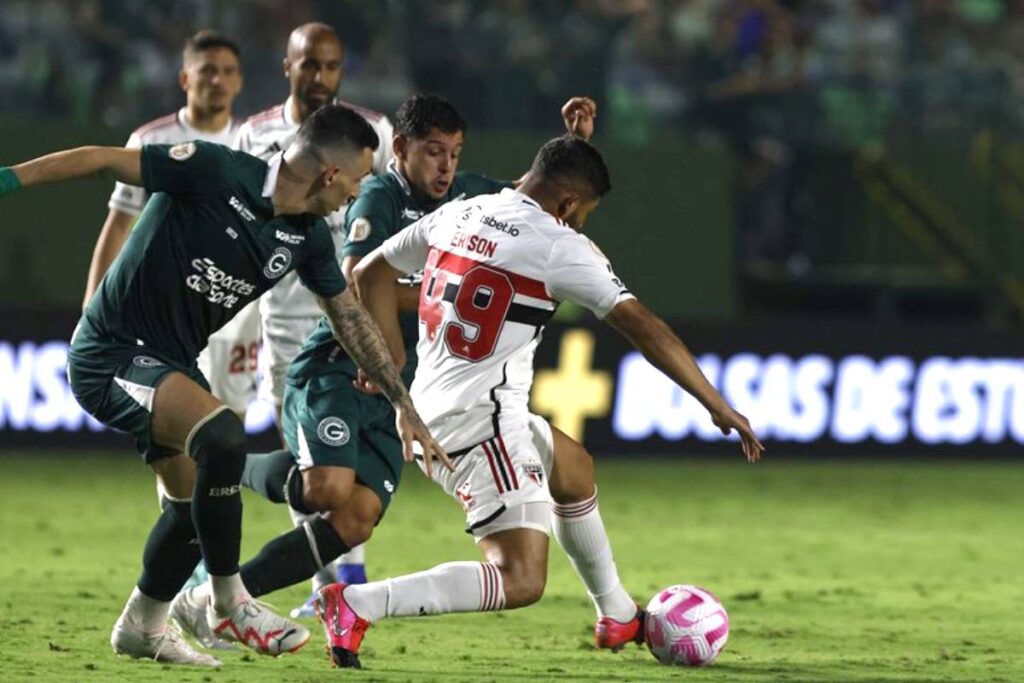 goias-sao-paulo-brasileirao-18-10 goias-sao-paulo-brasileirao-18-10