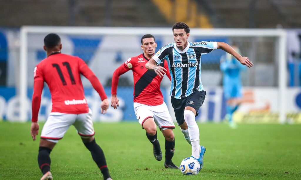 gremio_atletico_go_brasileiro