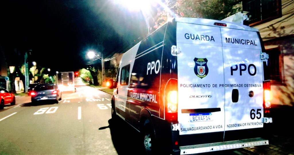 guarda-municipal-noite