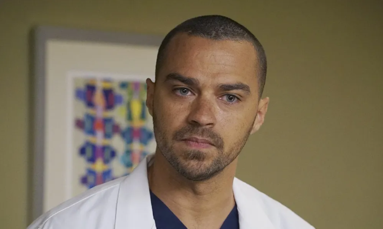 gyes-anatomy-jesse-williams-nu-frontal