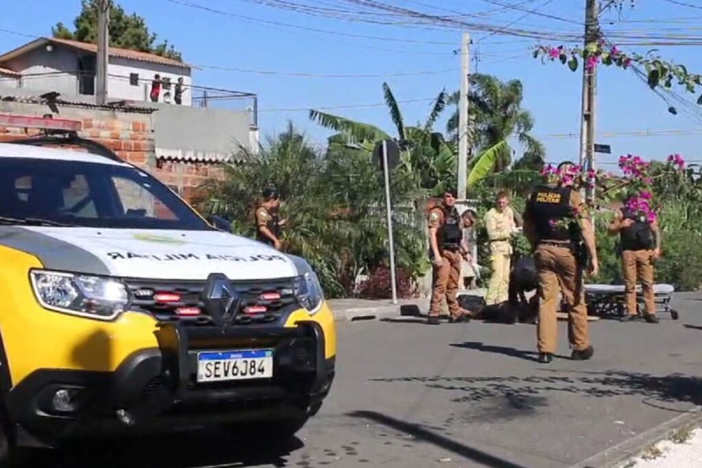 homem-baleado-policiais-colombo
