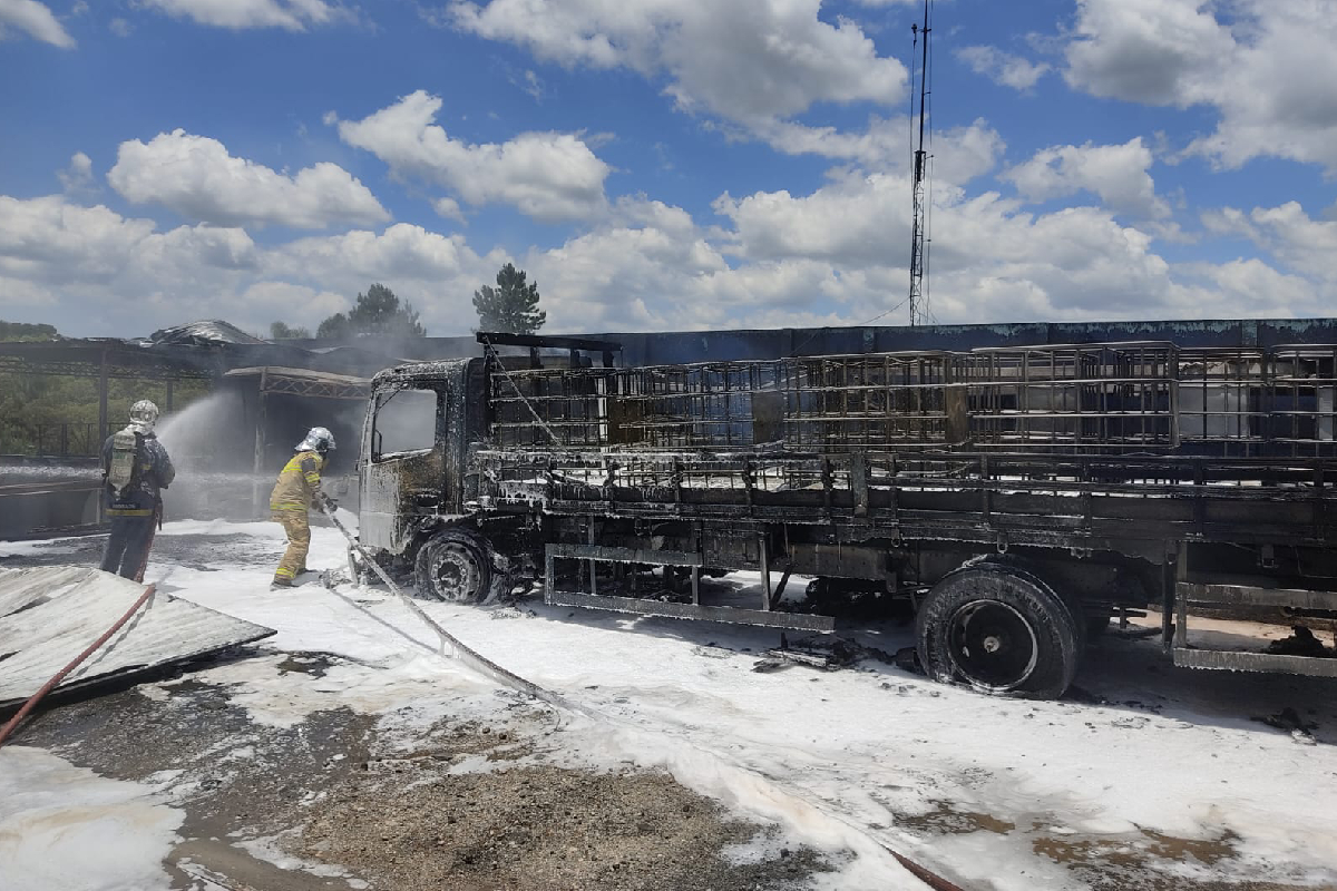 incendio-campina-grande-do-sul-fabrica-1