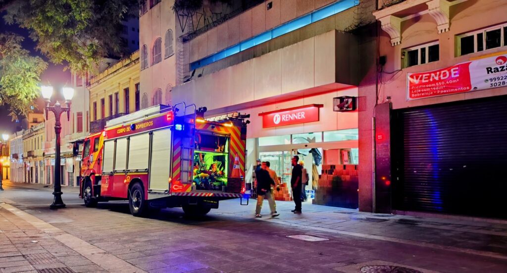 incendio-centro-curitiba incendio-centro-curitiba